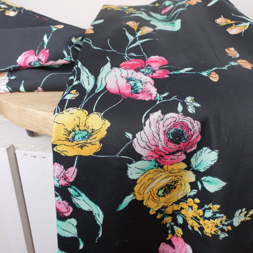 Baumwolle Satin Print Blumen Schwarz