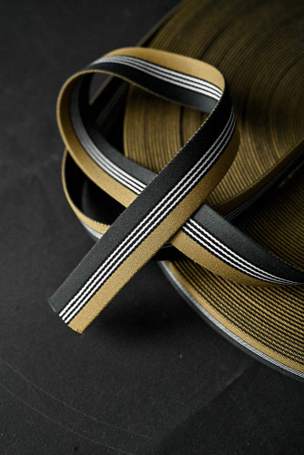 Merchant and Mills: Dashing Gold Green 35mm Gurtband